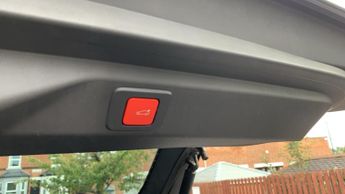 Peugeot 3008 SUV 1.2 MHEV GT SUV 5dr Petrol Hybrid e-DSC Euro 6 (s/s) (136 ps)