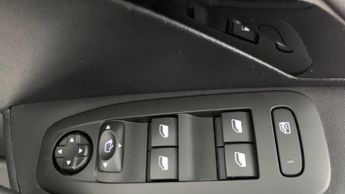 Peugeot 208 1.2 PureTech Roland Garros Hatchback 5dr Petrol EAT Euro 6 (s/s)