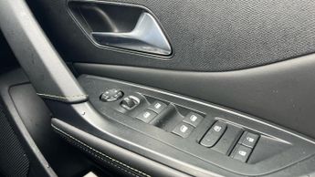 Peugeot 308 54kWh GT Hatchback 5dr Electric Auto (156 ps)