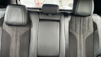 Peugeot 308 54kWh GT Hatchback 5dr Electric Auto (156 ps)