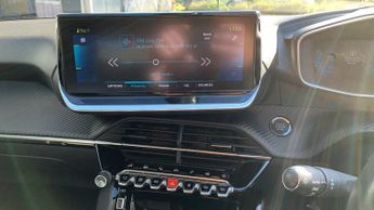 Peugeot 208 50kWh Allure Hatchback 5dr Electric Auto (136 ps)