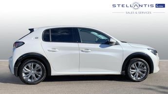 Peugeot 208 50kWh Allure Hatchback 5dr Electric Auto (136 ps)