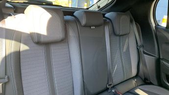 Peugeot 208 50kWh Allure Hatchback 5dr Electric Auto (136 ps)