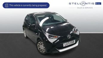Toyota AYGO 1.0 VVT-i x-play Hatchback 5dr Petrol Manual Euro 6 (s/s) (71 ps