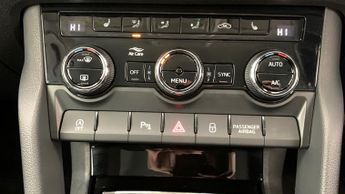 Skoda Karoq 1.5 TSI ACT SE L SUV 5dr Petrol DSG Euro 6 (s/s) (150 ps)
