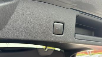 Ford Kuga 2.5h Duratec ST-Line X Edition SUV 5dr Petrol Hybrid CVT Euro 6