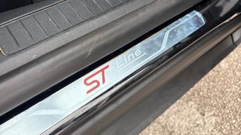 Ford Kuga 2.5h Duratec ST-Line X Edition SUV 5dr Petrol Hybrid CVT Euro 6 