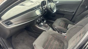 Alfa Romeo Giulietta 2.0 JTDM-2 Veloce TCT Euro 6 (s/s) 5dr