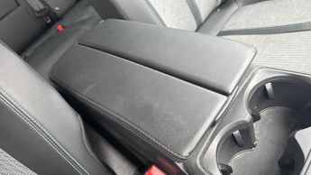 Peugeot 3008 SUV 1.6 13.2kWh Allure Premium + SUV 5dr Petrol Plug-in Hybrid e-EAT