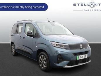 Vauxhall Combo Life Electric 50kWh Ultimate MPV 5dr Electric Auto (7.4kW Charger) (136 ps)