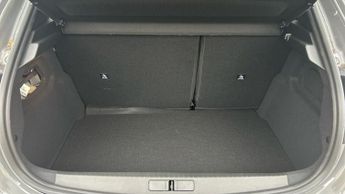 Peugeot 208 50kWh E-Style Hatchback 5dr Electric Auto (7.4kW Charger) (136 p