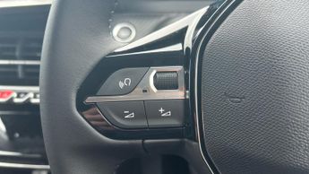 Peugeot 208 50kWh E-Style Hatchback 5dr Electric Auto (7.4kW Charger) (136 p