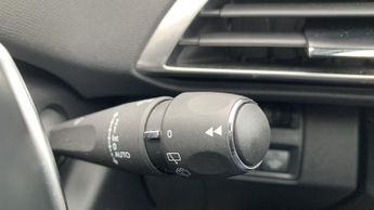 Peugeot 3008 SUV 1.6 13.2kWh Allure Premium + SUV 5dr Petrol Plug-in Hybrid e-EAT