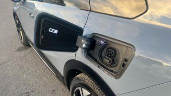 Vauxhall Grandland Electric 73kWh Ultimate SUV 5dr Electric Auto (213 ps)