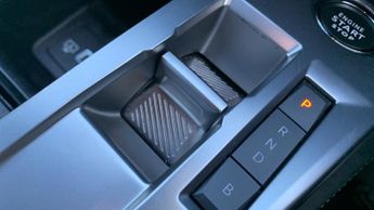 Peugeot 308 54kWh GT Hatchback 5dr Electric Auto (156 ps)