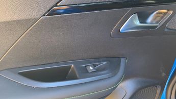 Peugeot 2008 50kWh GT SUV 5dr Electric Auto (7kW Charger) (136 ps)