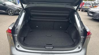 Nissan Qashqai 1.3 DIG-T MHEV Tekna+ SUV 5dr Petrol Hybrid XTRON Euro 6 (s/s) (