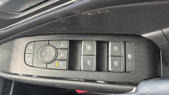 Nissan Qashqai 1.3 DIG-T MHEV Tekna+ SUV 5dr Petrol Hybrid XTRON Euro 6 (s/s) (