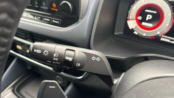 Nissan Qashqai 1.3 DIG-T MHEV Tekna+ SUV 5dr Petrol Hybrid XTRON Euro 6 (s/s) (