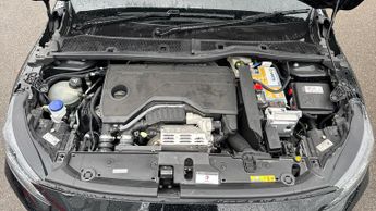 Peugeot 208 1.2 HYBRID GT Hatchback 5dr Petrol Hybrid e-DSC6 Euro 6 (s/s) (1