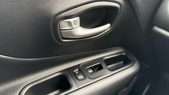 Jeep Renegade 1.5 T4 e-Hybrid MHEV Limited SUV 5dr Petrol Hybrid DCT Euro 6 (s