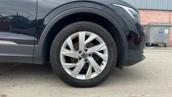 Volkswagen Tiguan 1.5 TSI Life SUV 5dr Petrol DSG Euro 6 (s/s) (150 ps)