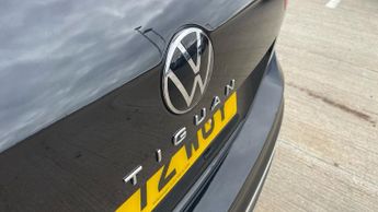 Volkswagen Tiguan 1.5 TSI Life SUV 5dr Petrol DSG Euro 6 (s/s) (150 ps)