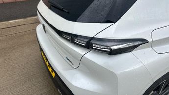 Peugeot 308 1.6 12.4kWh Allure Premium Hatchback 5dr Petrol Plug-in Hybrid e