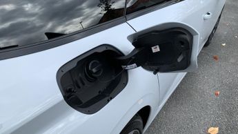 Peugeot 308 Sw 1.2 PureTech Allure Estate 5dr Petrol EAT Euro 6 (s/s) (130 ps)