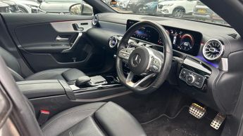 Mercedes-benz Cla 2.0 CLA220d AMG Line (Premium Plus 2) Coupe 4dr Diesel 8G-DCT Eu