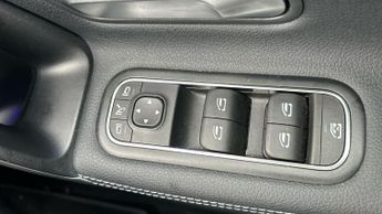 Mercedes-benz Cla 2.0 CLA220d AMG Line (Premium Plus 2) Coupe 4dr Diesel 8G-DCT Eu