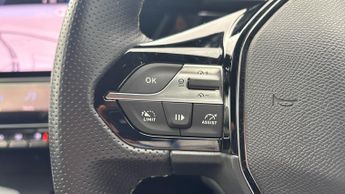 Peugeot 308 54kWh GT Hatchback 5dr Electric Auto (156 ps)