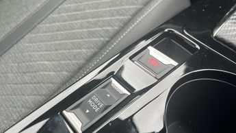Peugeot 208 50kWh E-Style Hatchback 5dr Electric Auto (7.4kW Charger) (136 p
