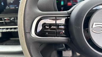 Fiat 500E C 42kWh La Prima Convertible 2dr Electric Auto (118 ps)