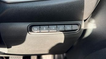 Fiat 500E C 42kWh La Prima Convertible 2dr Electric Auto (118 ps)