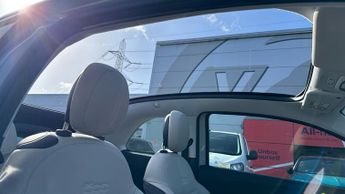 Fiat 500E C 42kWh La Prima Convertible 2dr Electric Auto (118 ps)