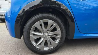 Peugeot 208 50kWh Active Premium + Hatchback 5dr Electric Auto (7.4kW Charge