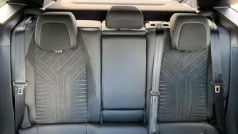 Peugeot 3008 SUV 1.2 MHEV GT SUV 5dr Petrol Hybrid e-DSC Euro 6 (s/s) (136 ps)