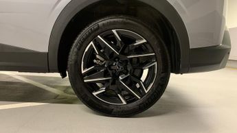 Peugeot 5008 1.2 HYBRID GT SUV 5dr Petrol Hybrid e-DSC6 Euro 6 (s/s) (136 ps)