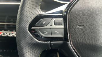 Peugeot 2008 50kWh GT SUV 5dr Electric Auto (7kW Charger) (136 ps)