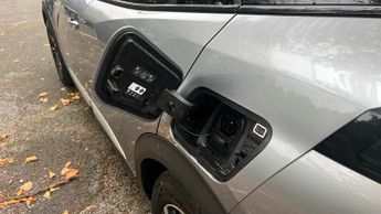 Peugeot 2008 50kWh GT SUV 5dr Electric Auto (7kW Charger) (136 ps)
