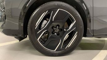 Peugeot 5008 73kWh GT SUV 5dr Electric Auto (210 ps)