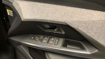 Peugeot 5008 73kWh GT SUV 5dr Electric Auto (210 ps)