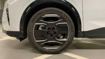 Peugeot 5008 73kWh GT SUV 5dr Electric Auto (210 ps)