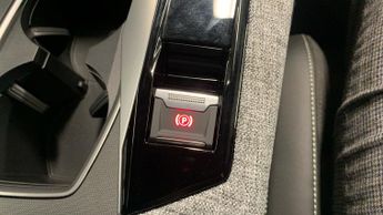Peugeot 5008 73kWh GT SUV 5dr Electric Auto (210 ps)