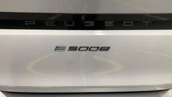 Peugeot 5008 73kWh GT SUV 5dr Electric Auto (210 ps)
