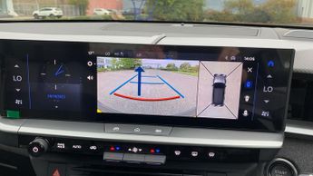 Vauxhall Grandland 1.2 MHEV Ultimate SUV 5dr Petrol Hybrid e-DCT Euro 6 (s/s) (136