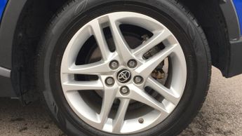 Toyota C-Hr 1.8 VVT-h GPF Icon SUV 5dr Petrol Hybrid CVT Euro 6 (s/s) (122 p