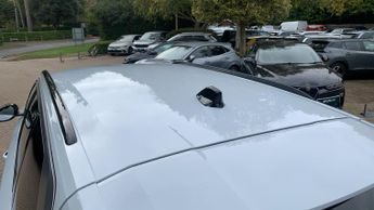 Peugeot 5008 1.2 HYBRID Allure SUV 5dr Petrol Hybrid e-DSC6 Euro 6 (s/s) (136