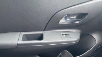 Vauxhall Corsa Electric 50kWh Design Hatchback 5dr Electric Auto (136 ps)